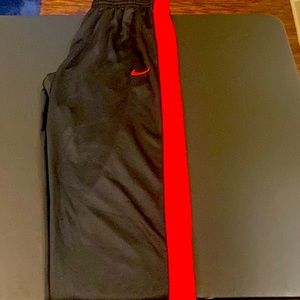 Nike Dri-Fit lose pants